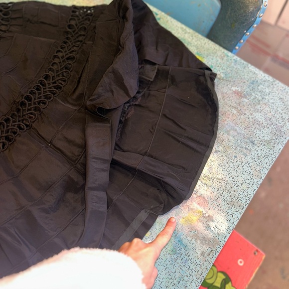 Classic 40s Black Dress - Picture 14 of 15